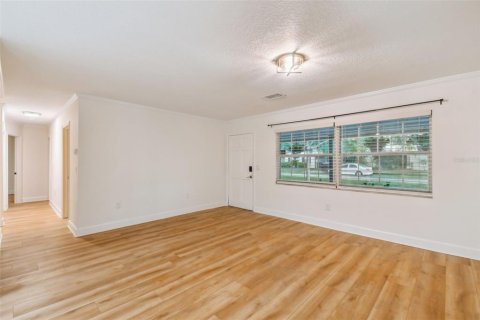 House in Tampa, Florida 3 bedrooms, 150.13 sq.m. № 1849892 - photo 29
