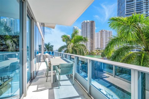 Condo in Miami, Florida, 2 bedrooms № 2059904 - photo 14