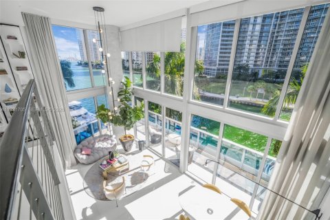 Condo in Miami, Florida, 2 bedrooms № 2059904