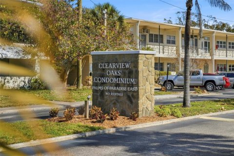 Condominio en venta en Kenneth City, Florida, 1 dormitorio, 60.57 m2 № 2101363 - foto 19