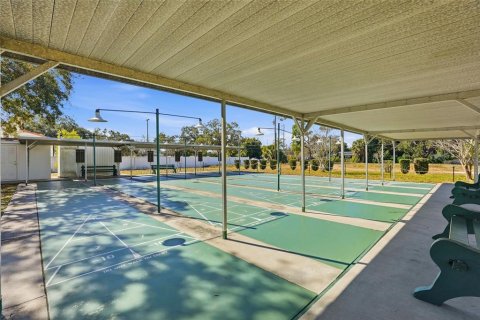 Condominio en venta en Kenneth City, Florida, 1 dormitorio, 60.57 m2 № 2101363 - foto 21