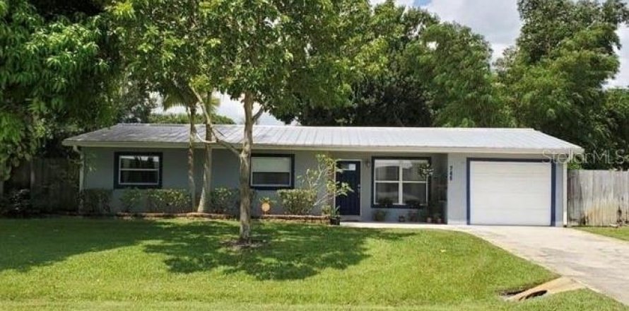House in Vero Beach, Florida 3 bedrooms, 131.18 sq.m. № 1780410