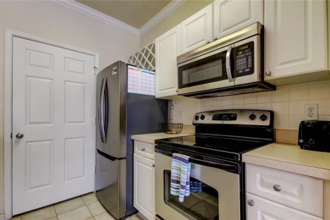 Condominio en venta en Clearwater, Florida, 2 dormitorios, 93.83 m2 № 2100946 - foto 13