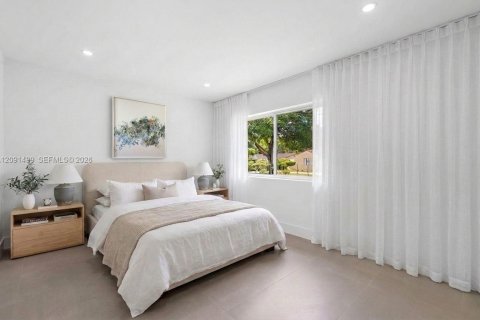 Villa ou maison à vendre à Biscayne Park, Floride: 3 chambres, 168.25 m2 № 2390137 - photo 22