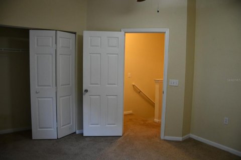 Townhouse in Gainesville, Florida 2 bedrooms, 118.45 sq.m. № 2214953 - photo 10