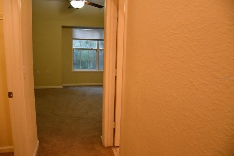 Townhouse in Gainesville, Florida 2 bedrooms, 118.45 sq.m. № 2214953 - photo 13