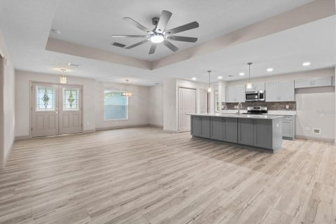 House in Citrus Springs, Florida 3 bedrooms, 160.07 sq.m. № 1845076 - photo 12