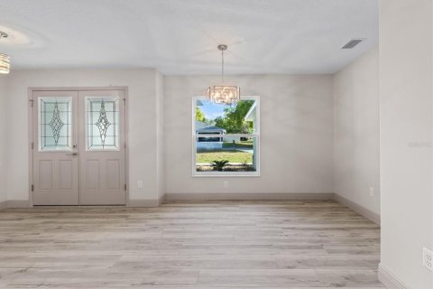 House in Citrus Springs, Florida 3 bedrooms, 160.07 sq.m. № 1845076 - photo 16