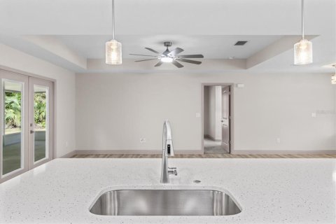 House in Citrus Springs, Florida 3 bedrooms, 160.07 sq.m. № 1845076 - photo 21