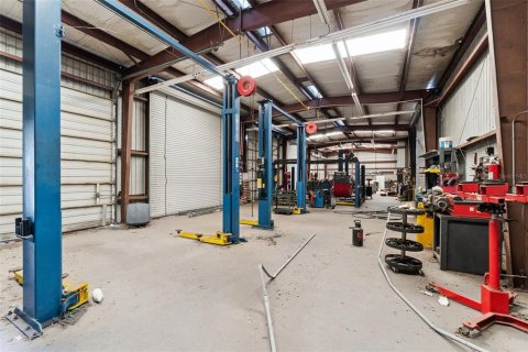 Купить коммерческую недвижимость в Дэвенпорт, Флорида 340.95м2, № 2358469 - фото 9