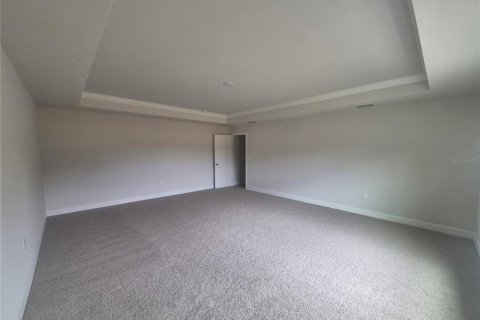 House in Dade City, Florida 4 bedrooms, 278.71 sq.m. № 1911754 - photo 21