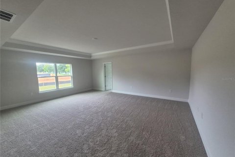 House in Dade City, Florida 4 bedrooms, 278.71 sq.m. № 1911754 - photo 16