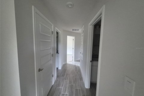 House in Dade City, Florida 4 bedrooms, 278.71 sq.m. № 1911754 - photo 28