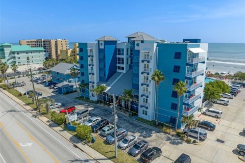 Condo in New Smyrna Beach, Florida, 1 bedroom  № 1718541 - photo 13