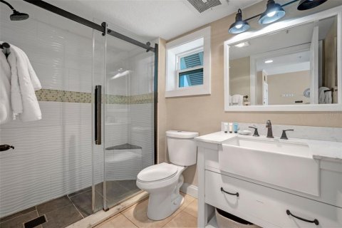Condo in New Smyrna Beach, Florida, 1 bedroom  № 1718541 - photo 6