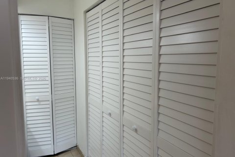 Copropriété à vendre à Lauderhill, Floride: 3 chambres, 137.77 m2 № 2091105 - photo 24