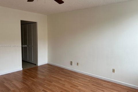 Copropriété à vendre à Lauderhill, Floride: 3 chambres, 137.77 m2 № 2091105 - photo 15