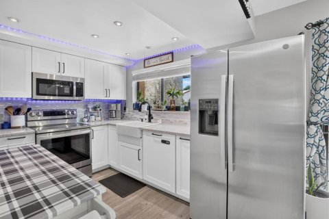 Adosado en venta en Plantation, Florida, 2 dormitorios, 120.77 m2 № 2087504 - foto 16