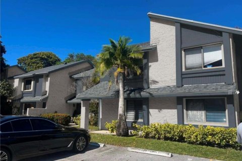 Adosado en venta en Plantation, Florida, 2 dormitorios, 120.77 m2 № 2087504 - foto 2