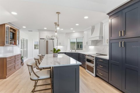 Condo in Placida, Florida, 3 bedrooms № 2387327 - photo 9