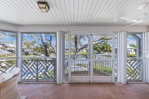 Condo in Placida, Florida, 3 bedrooms № 2387327 - photo 25