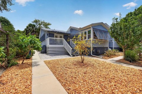 Villa ou maison à Palm Harbor, Floride 3 chambres, 261.52 m2 № 2149449