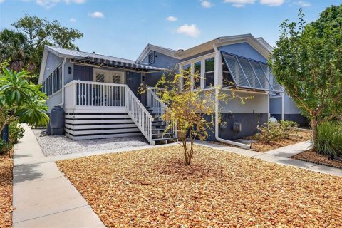 Villa ou maison à vendre à Palm Harbor, Floride: 3 chambres, 261.52 m2 № 2149449 - photo 2