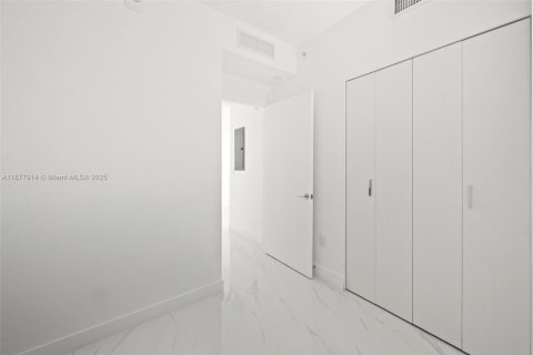 Condominio en venta en Miami, Florida, 1 dormitorio № 1896042 - foto 25