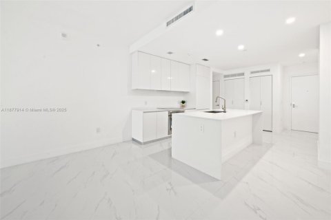 Condominio en venta en Miami, Florida, 1 dormitorio № 1896042 - foto 14