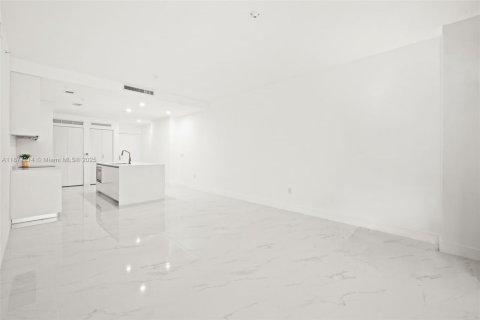 Condominio en venta en Miami, Florida, 1 dormitorio № 1896042 - foto 12