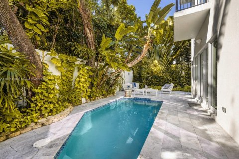 Снять в аренду виллу или дом в Майами, Флорида 5 спален, 343.55м2, № 2016100 - фото 24