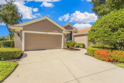 House in Bradenton, Florida 3 bedrooms, 188.96 sq.m. № 2226187 - photo 11