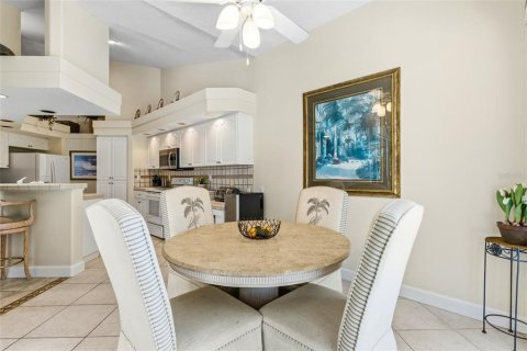 House in Bradenton, Florida 3 bedrooms, 188.96 sq.m. № 2226187 - photo 28