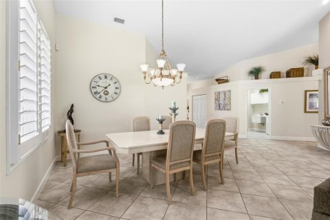 House in Bradenton, Florida 3 bedrooms, 188.96 sq.m. № 2226187 - photo 18