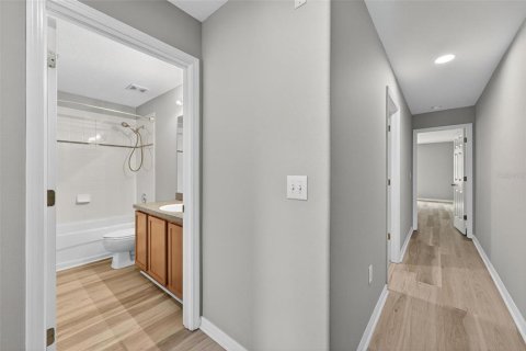 Adosado en venta en Tampa, Florida, 3 dormitorios, 192.4 m2 № 1879233 - foto 26