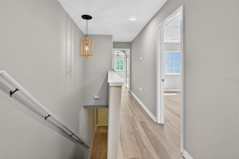 Adosado en venta en Tampa, Florida, 3 dormitorios, 192.4 m2 № 1879233 - foto 24