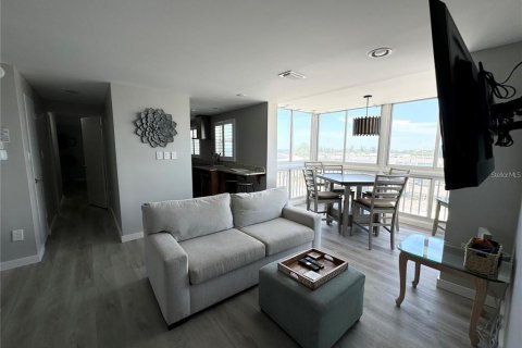 Condominio en alquiler en Venice, Florida, 2 dormitorios, 80.55 m2 № 2097783 - foto 10