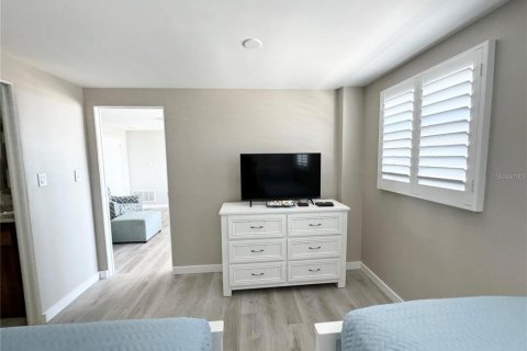 Condominio en alquiler en Venice, Florida, 2 dormitorios, 80.55 m2 № 2097783 - foto 13