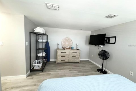 Condominio en alquiler en Venice, Florida, 2 dormitorios, 80.55 m2 № 2097783 - foto 6