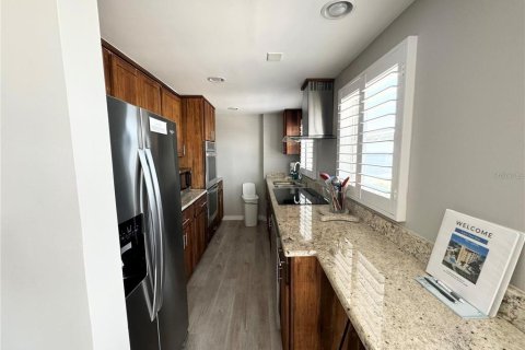 Condominio en alquiler en Venice, Florida, 2 dormitorios, 80.55 m2 № 2097783 - foto 15