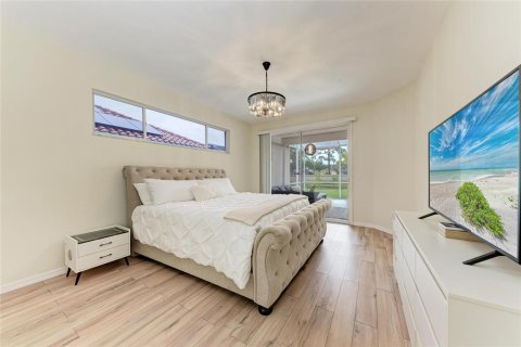 House in Sarasota, Florida 3 bedrooms, 208.01 sq.m. № 2230162 - photo 20