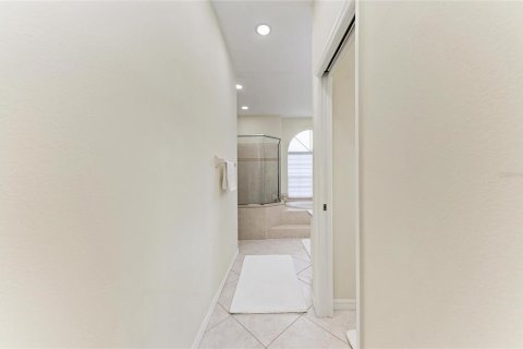 House in Sarasota, Florida 3 bedrooms, 208.01 sq.m. № 2230162 - photo 25
