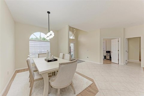 House in Sarasota, Florida 3 bedrooms, 208.01 sq.m. № 2230162 - photo 18