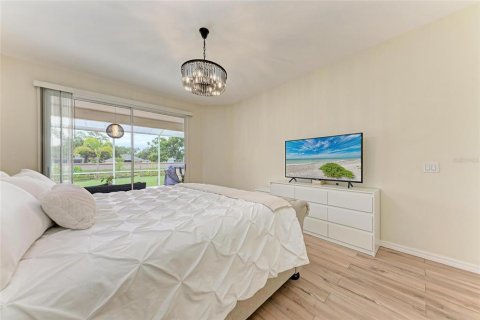 House in Sarasota, Florida 3 bedrooms, 208.01 sq.m. № 2230162 - photo 23