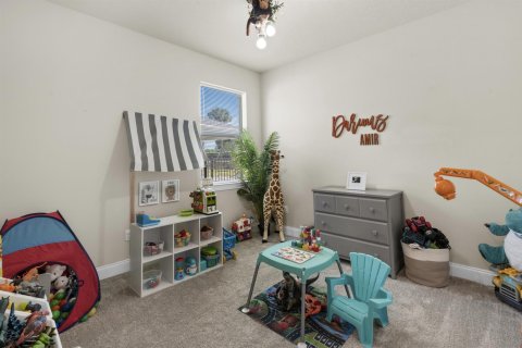 House in Port St. Lucie, Florida 4 bedrooms, 178 sq.m. № 2249709 - photo 24