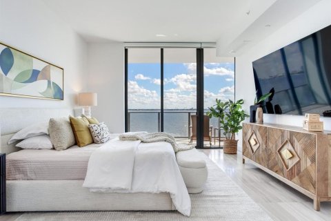 Copropriété à vendre à Tampa, Floride: 3 chambres, 272.85 m2 № 2431676 - photo 15