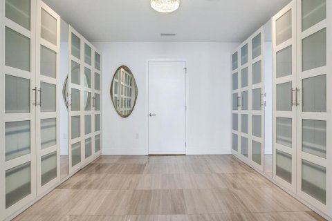 Copropriété à vendre à Tampa, Floride: 3 chambres, 272.85 m2 № 2431676 - photo 16