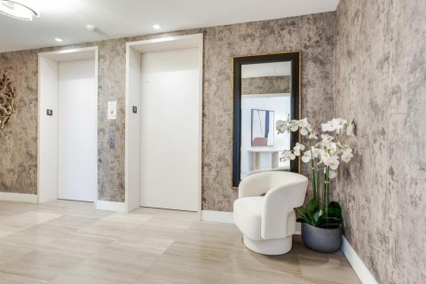Copropriété à vendre à Tampa, Floride: 3 chambres, 272.85 m2 № 2431676 - photo 4