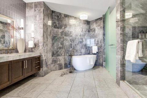 Copropriété à vendre à Tampa, Floride: 3 chambres, 272.85 m2 № 2431676 - photo 17