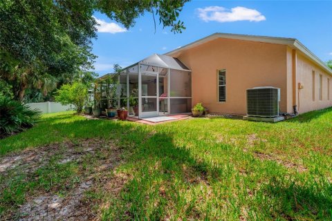 House in Wesley Chapel, Florida 3 bedrooms, 172.61 sq.m. № 1876345 - photo 30